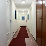 阿尔伯格卡鲁吉奥酒店 酒店 *