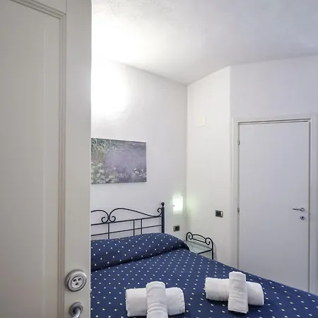 Al Carugio Hotel *